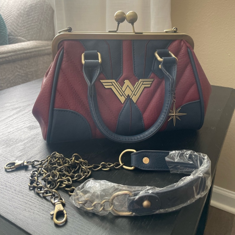 Red and Navy Wonder Woman Satchel Purse- Never Used!